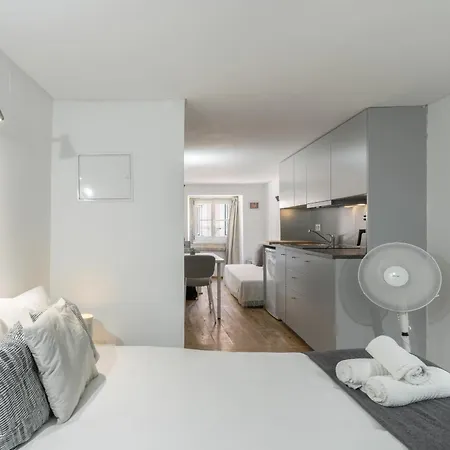 Santos By Homing Lisboa
